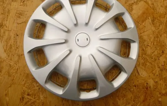 Nissan Micra K14 R15 wheel hub/cap/trim 403154AA0A