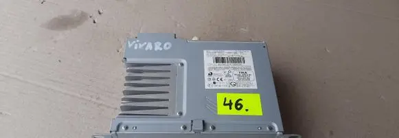 Opel Vivaro Navigation unit CD/DVD player 9818777680
