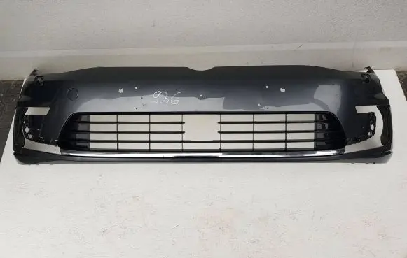 Volkswagen e-Golf Front bumper 5GE807221C