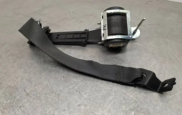 Opel Astra H Front seatbelt 13296202 13296166