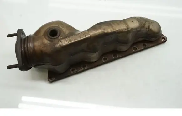 Audi A6 S6 C5 4B Exhaust manifold 079253033A