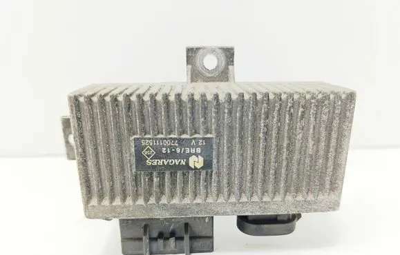 Renault Scenic I Glow plug pre-heat relay 7700111525