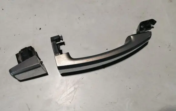 Opel Meriva B Rear door exterior handle