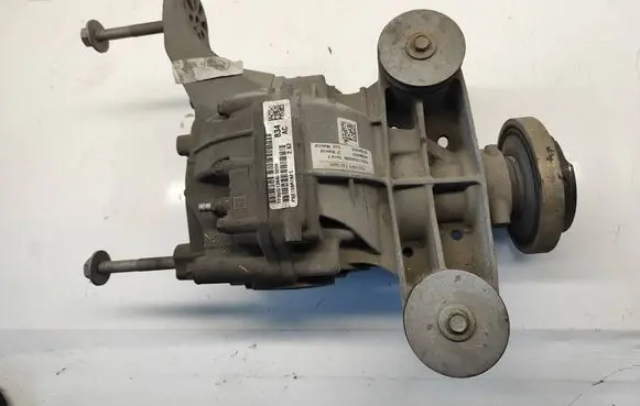 Dodge Challenger Rear differential P68159834AC T03UG1364A5098