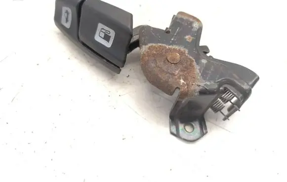 Alfa Romeo 156 Fuel cap release pull handle 