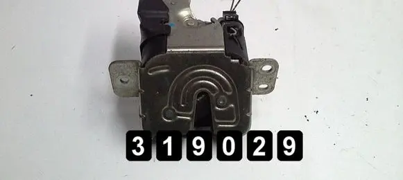 Mitsubishi Colt Front door lock 