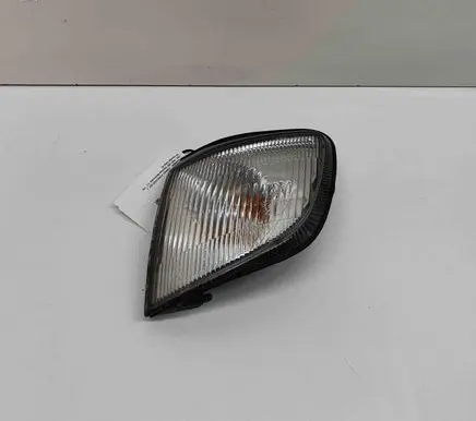Subaru Forester SF Front indicator light 84101FC010