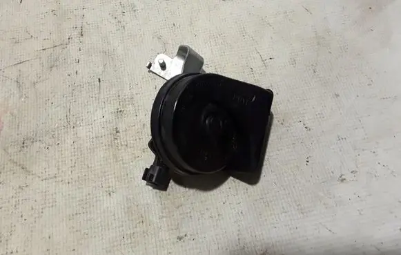 Volvo S60 Horn signal 31416116