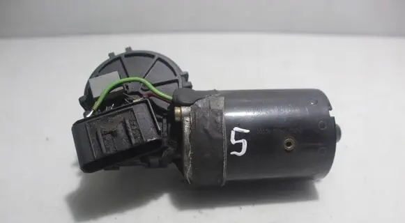 Opel Astra G Front wiper linkage and motor 0390241141