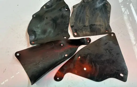 Mitsubishi L200 Mudguards set 