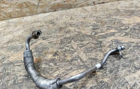 BMW 2 F45 Turbo turbocharger oiling pipe/hose 7648352