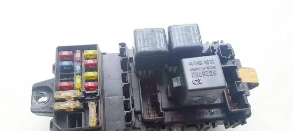 Mitsubishi Colt Fuse box set 2323006072 232300-6072