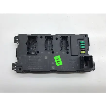 BMW 4 F32 F33 Central body control module 9329704 00000F4D L003000002