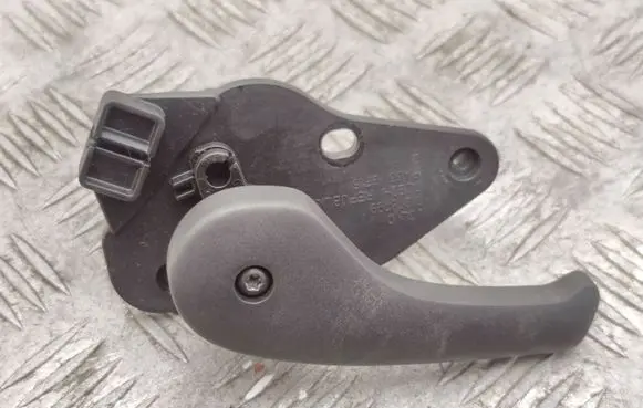 Volvo V40 Cross country Engine bonnet (hood) release handle 31278799