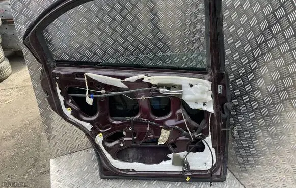 Alfa Romeo 166 Rear door