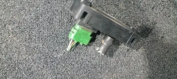 Renault Scenic I Air pressure sensor 4717406