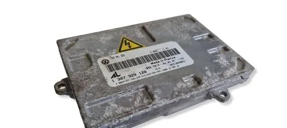 Volkswagen Touran I Xenon control unit/module 1K0941329 1307329120 10EEG060082