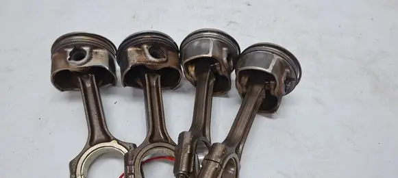 Opel Mokka Piston with connecting rod S27612152 A14NET