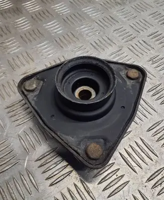 Hyundai i40 Coil spring mount 
