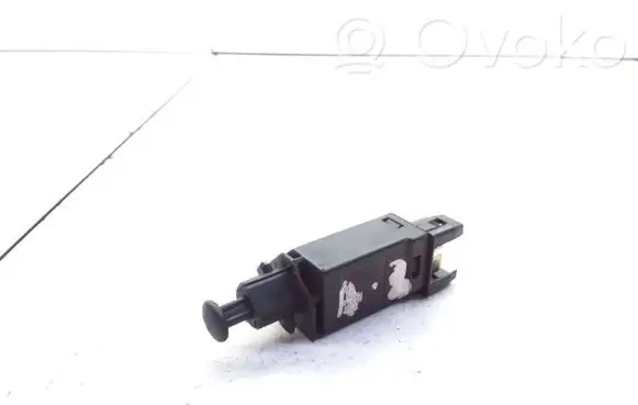 Volkswagen PASSAT B4 Brake pedal sensor switch 191945515