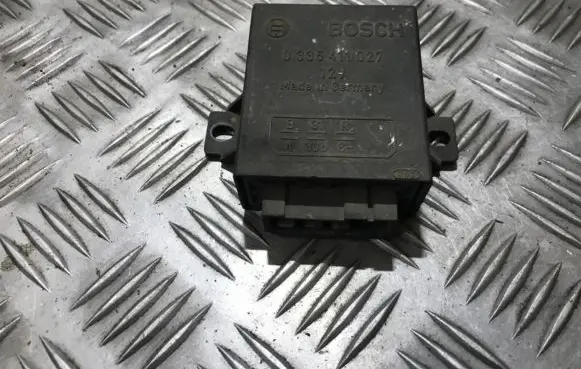 Mercedes-Benz E W124 Other control units/modules 0335411027 085