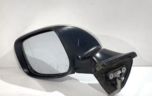 Toyota Auris 150 Front door electric wing mirror 1C0