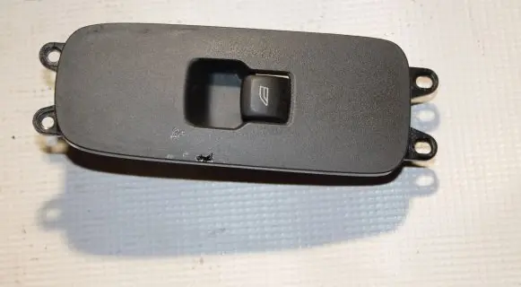 Volvo S60 Electric window control switch 31394850