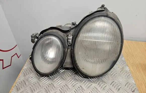 Mercedes-Benz CLK A208 C208 Headlight/headlamp 147551 9410003