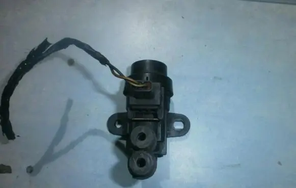 Ford Mondeo MK I Turbo solenoid valve 95bb9j4459 aa9j228