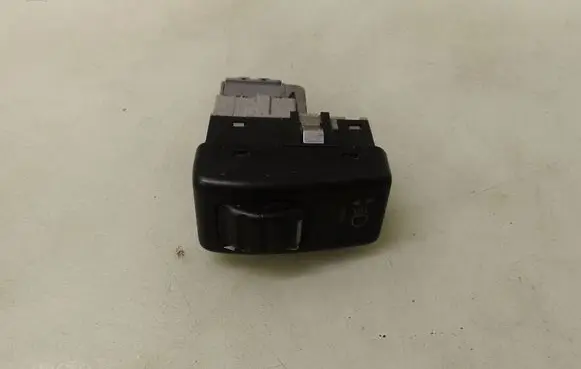 Volvo 850 Headlight level height control switch 6849810