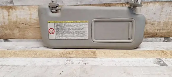 Toyota Auris 150 Sun visor