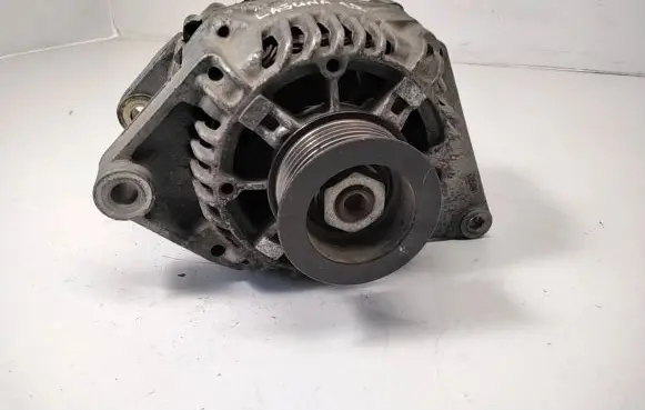 Renault Laguna I Generator/alternator 7700857075