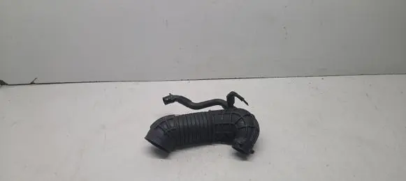 Audi A4 S4 B7 8E 8H Turbo air intake inlet pipe/hose 8E0129615J