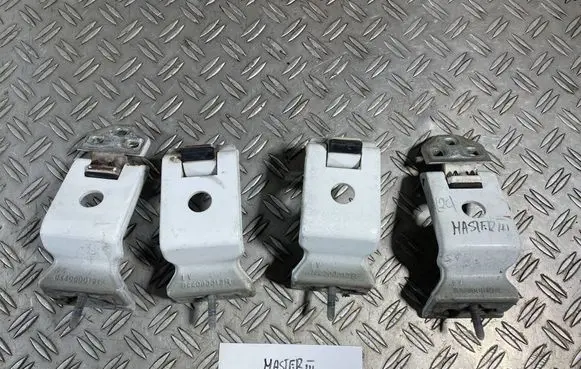 Renault Master III Rear door hinge set 844000013R