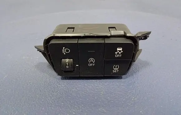 KIA Stonic Light switch 84757H8000