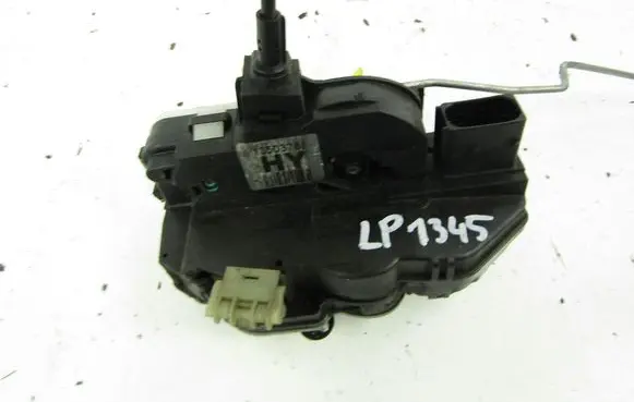 Opel Insignia A Front door lock 
