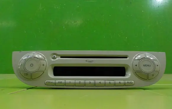 Fiat 500 Radio/CD/DVD/GPS head unit 7646383316 XP162