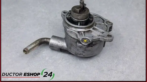 Mercedes-Benz C W203 Vacuum pump A6112300065 6112300065