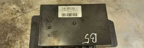 Volkswagen PASSAT B5 Comfort/convenience module 1J0959799J