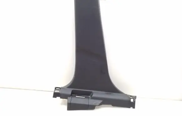 (B) pillar trim (bottom)