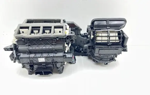 Subaru Outback (BT) Interior heater climate box assembly 72100AN04A