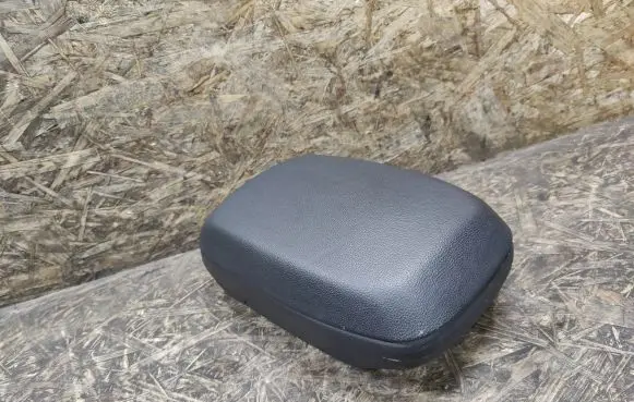 Hyundai i30 Armrest