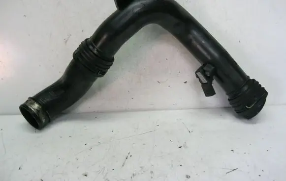 Volkswagen Golf V Intercooler hose/pipe 1K0145770D