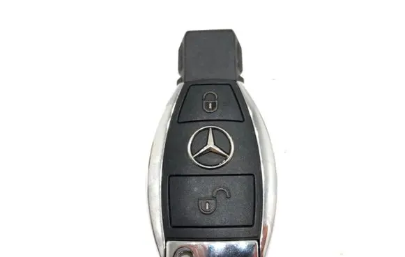 Mercedes-Benz B W245 Ignition key/card 