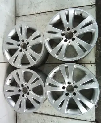 Mercedes-Benz E A207 R17 alloy rim 