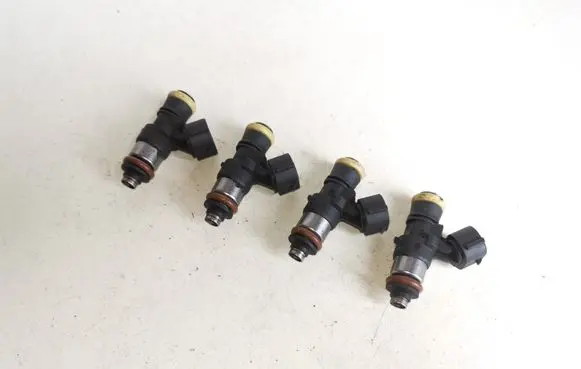 Fuel injectors set