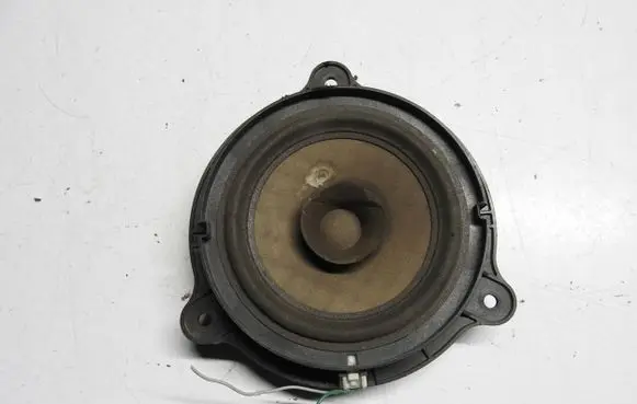 Nissan Note (E11) High frequency speaker in the rear doors 28156AV700