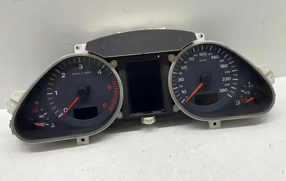 Audi A6 S6 C6 4F Speedometer (instrument cluster) 4F0920900N 4F0910900A 503000730206