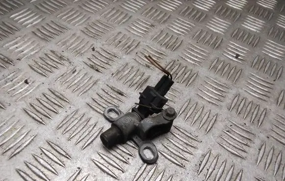 Ford Mondeo Mk III Crankshaft position sensor 2S7Q6023AB