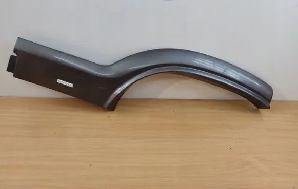 Ford Explorer Rear arch trim XL2478291C20BGW